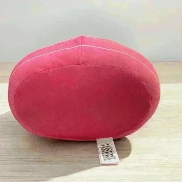 Piglet Squishmallow - Picture 4 of 6